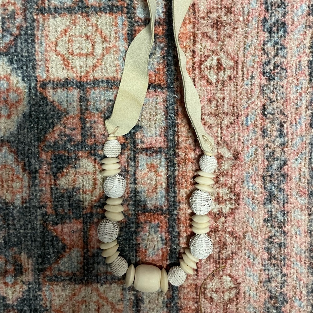 Twine and twig mid classic necklace montauk